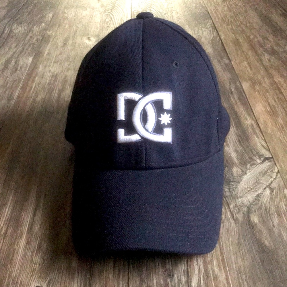 DC Flexfit Hat Black White Logo